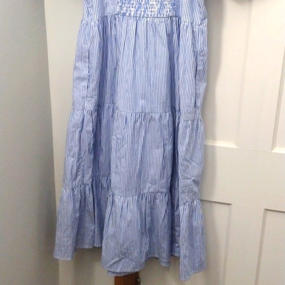 Blue & White Dress-Large- NWT-J Crew Midi Dress Size Large Puff Sleeve - Smocked - Picture 14 of 14